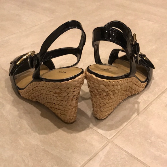 Apt. 9 Wedges - Picture 4 of 6